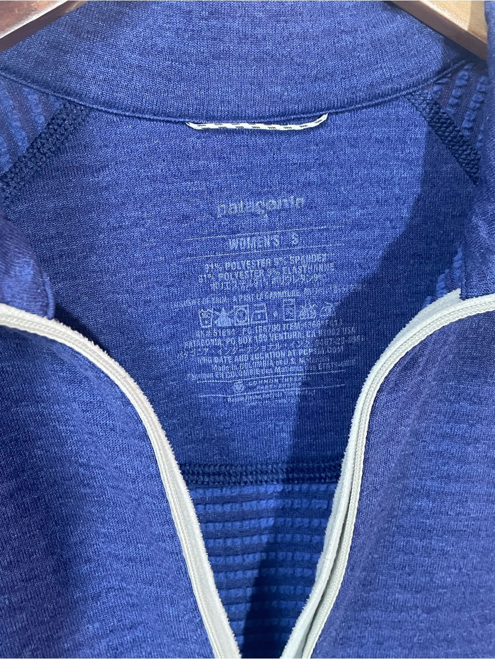 Patagonia Pullover Women’s Small Capilene 4 Expedition Weight Purple Outdoor - Picture 4 of 7